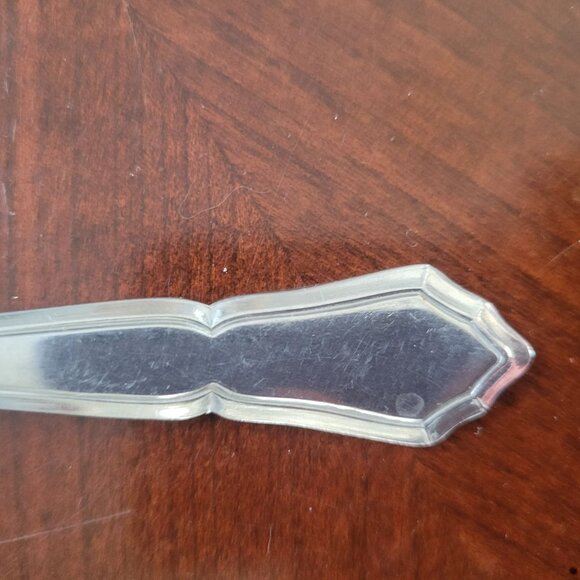 Oneida Tennyson Stainless Steel Tablespoon Flatware Elegant Design Silver Tone V - Picture 3 of 4